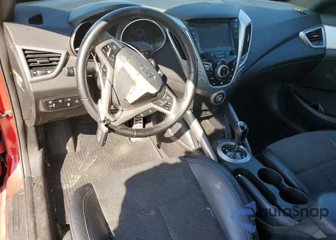 2016 Hyundai Veloster z USA, uszkodzony, nr VIN KMHTC6AD6GU270583